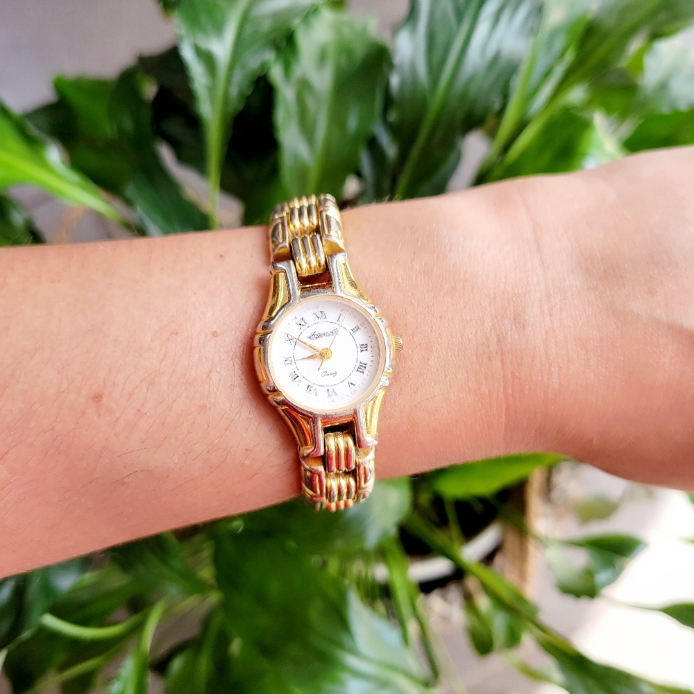 Vintage Ingersoll Quartz Classic Roman Numerals Watch